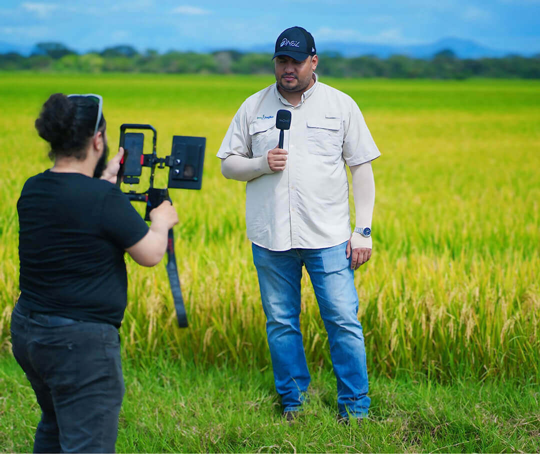 En Cobertura de eventos - con Ecológika de Nicaragua